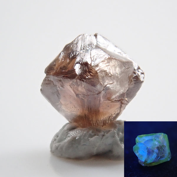 Diamond 0.380ct rough stone