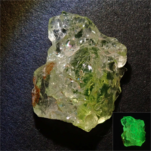 玻璃蛋白石 4.340 克拉原石