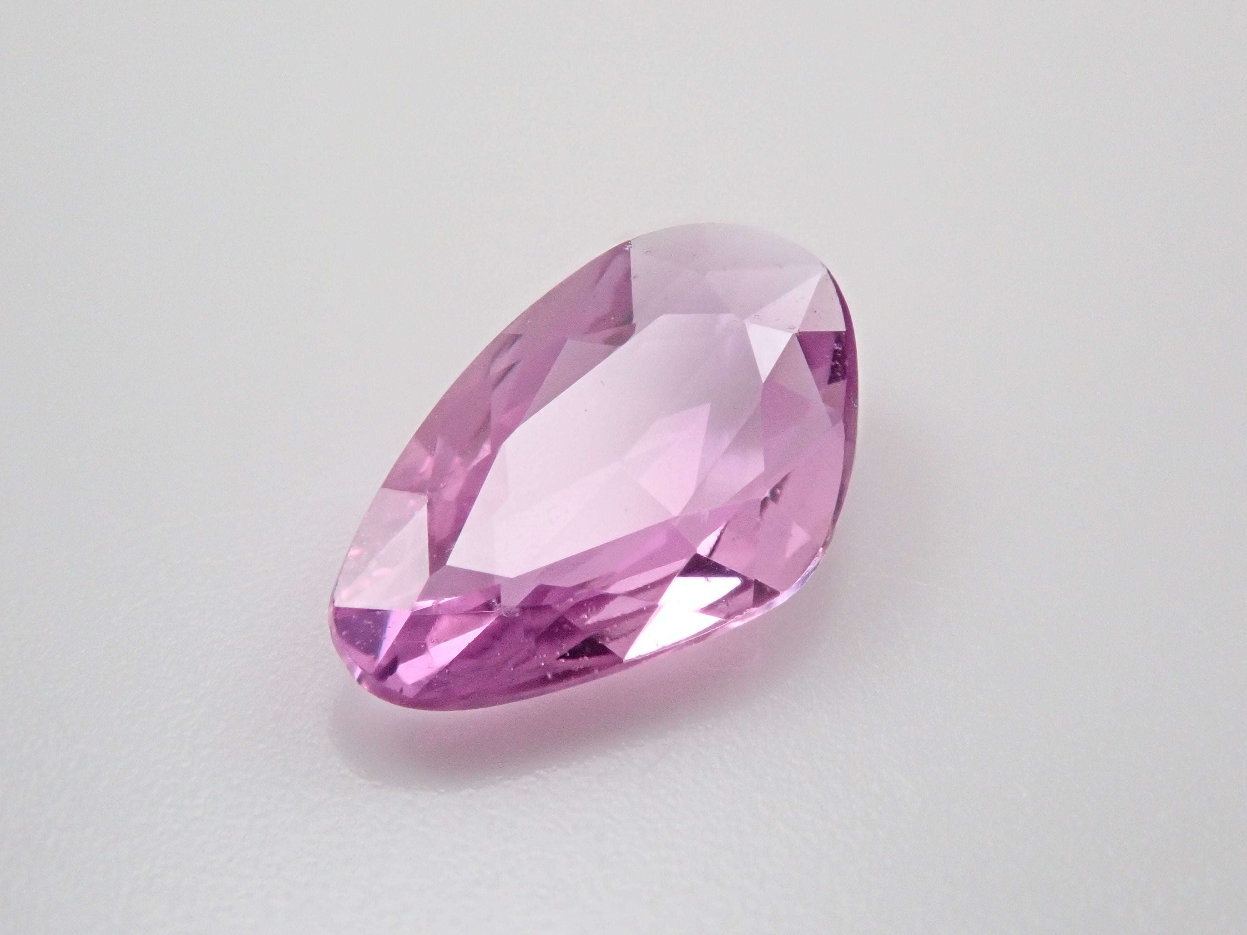 Pinkish purple sapphire 0.568ct loose