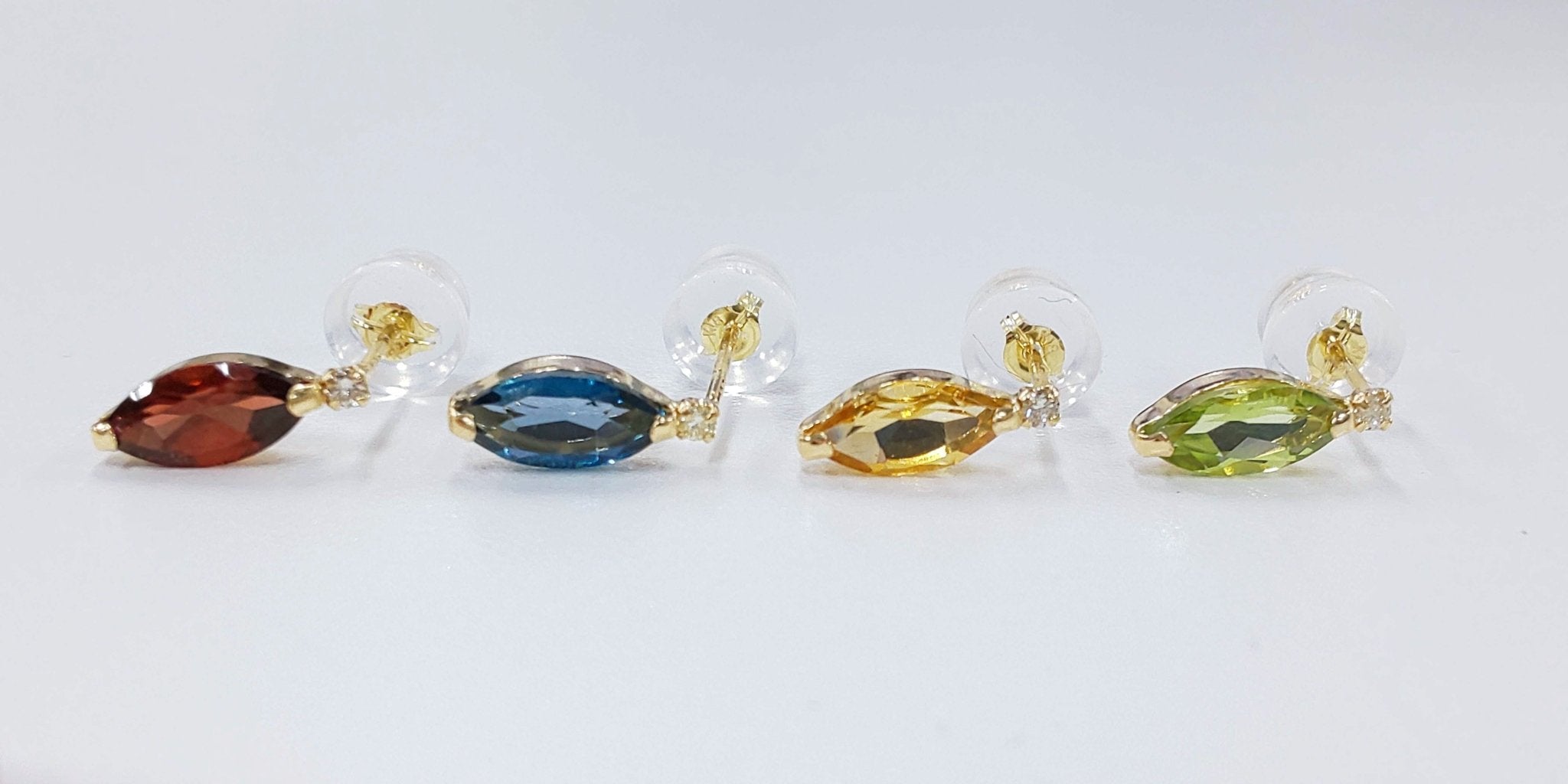 K18ロンドンブルートパーズ 1.10ct ピアス - KARATZ STORE｜カラッツSTORE