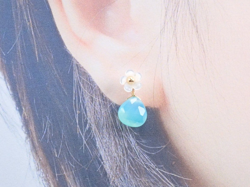 K18ピアスK18 ピアス シーブルーカルセドニー ピアス