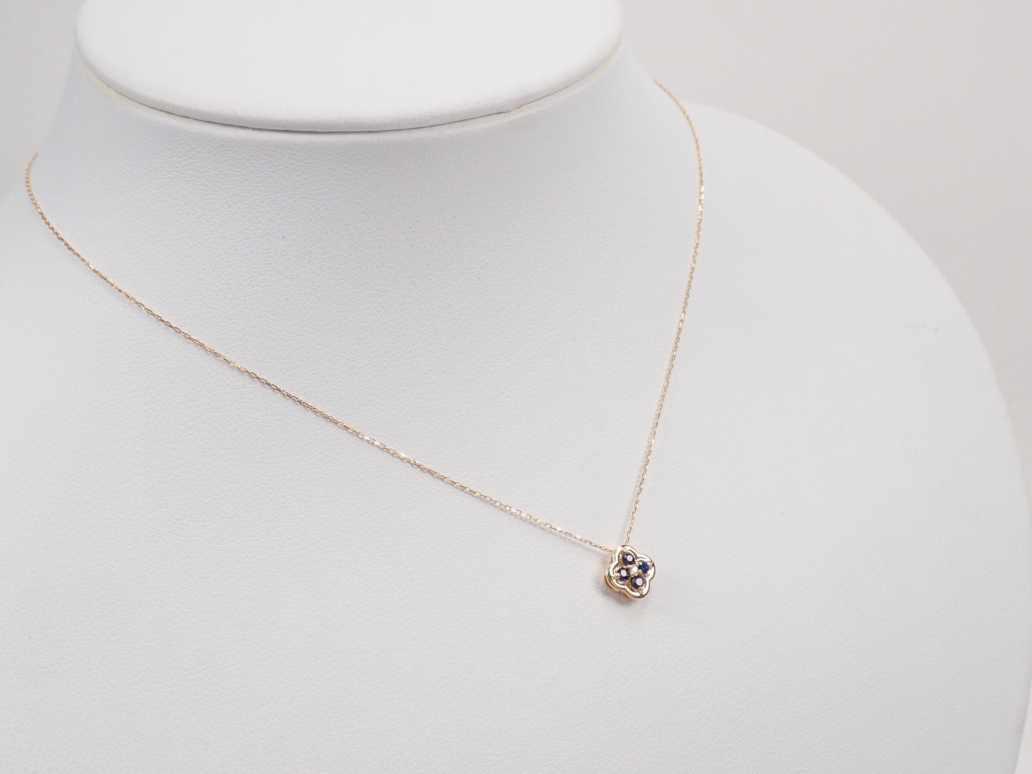 K18サファイア0.14ct 0.01ct ペンダント（ネックレス） - KARATZ STORE｜カラッツSTORE