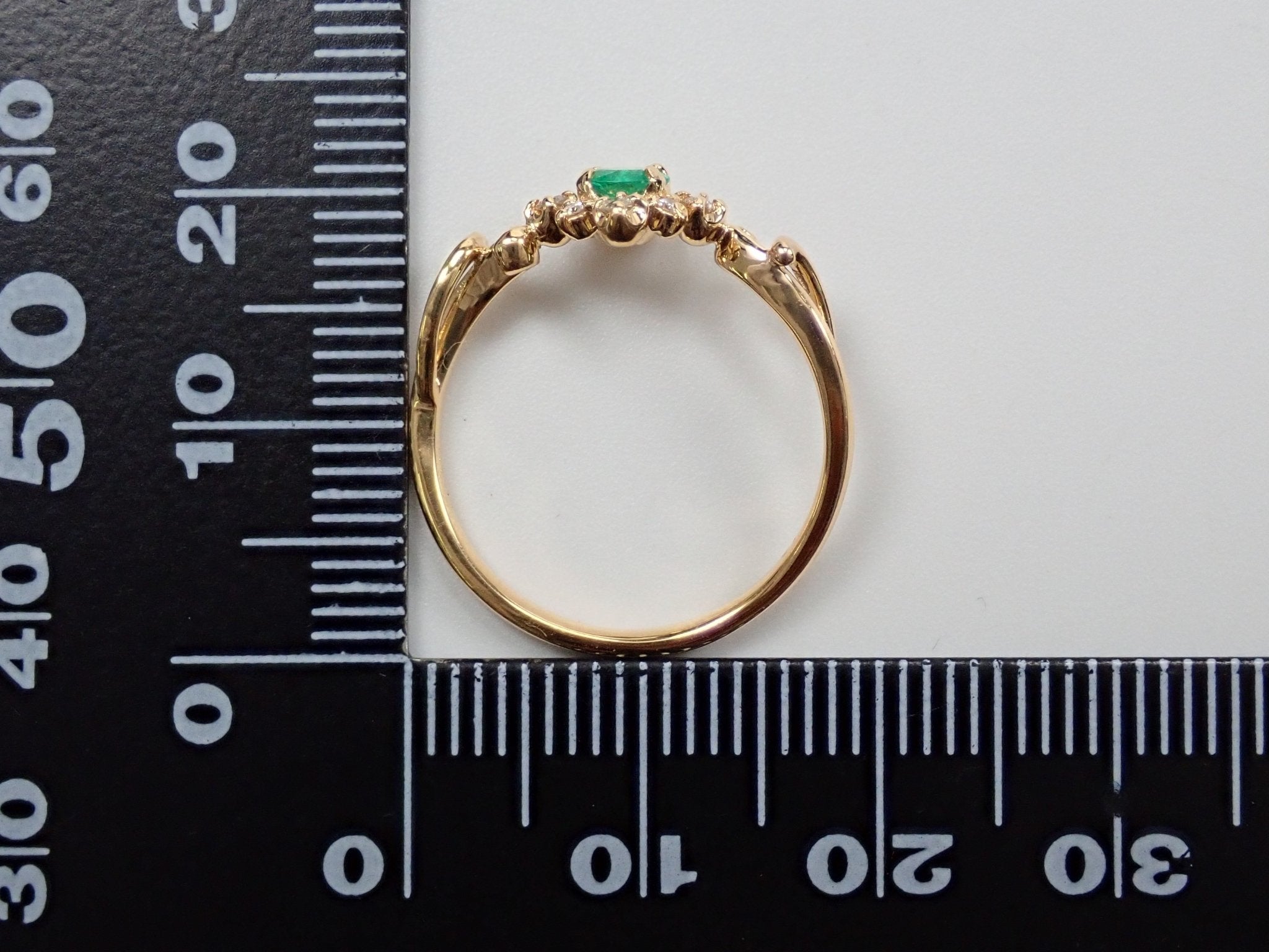 K18エメラルド0.17ct リング - KARATZ STORE｜カラッツSTORE