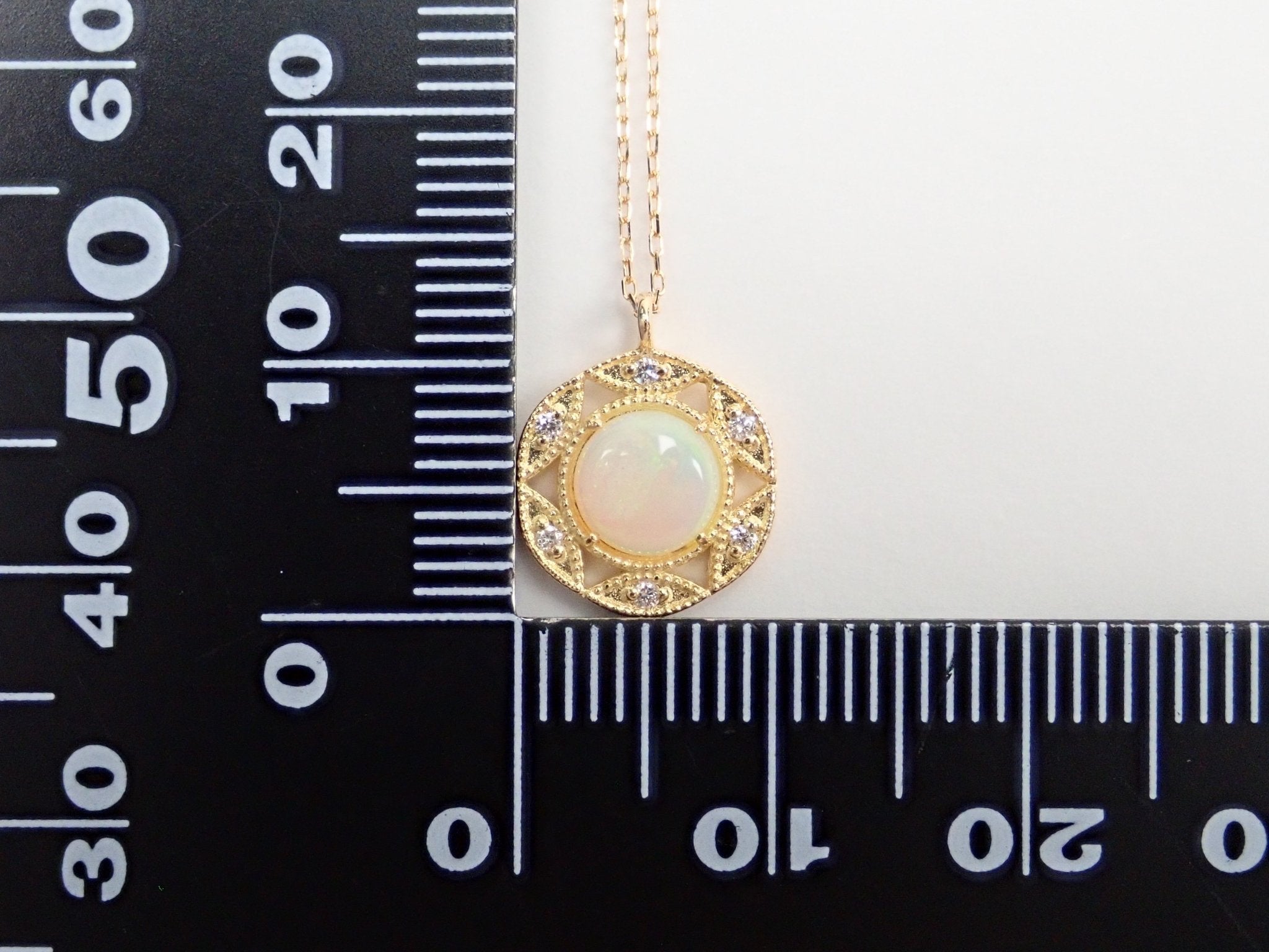 K18オパール0.46ct ペンダント（ネックレス） - KARATZ STORE｜カラッツSTORE