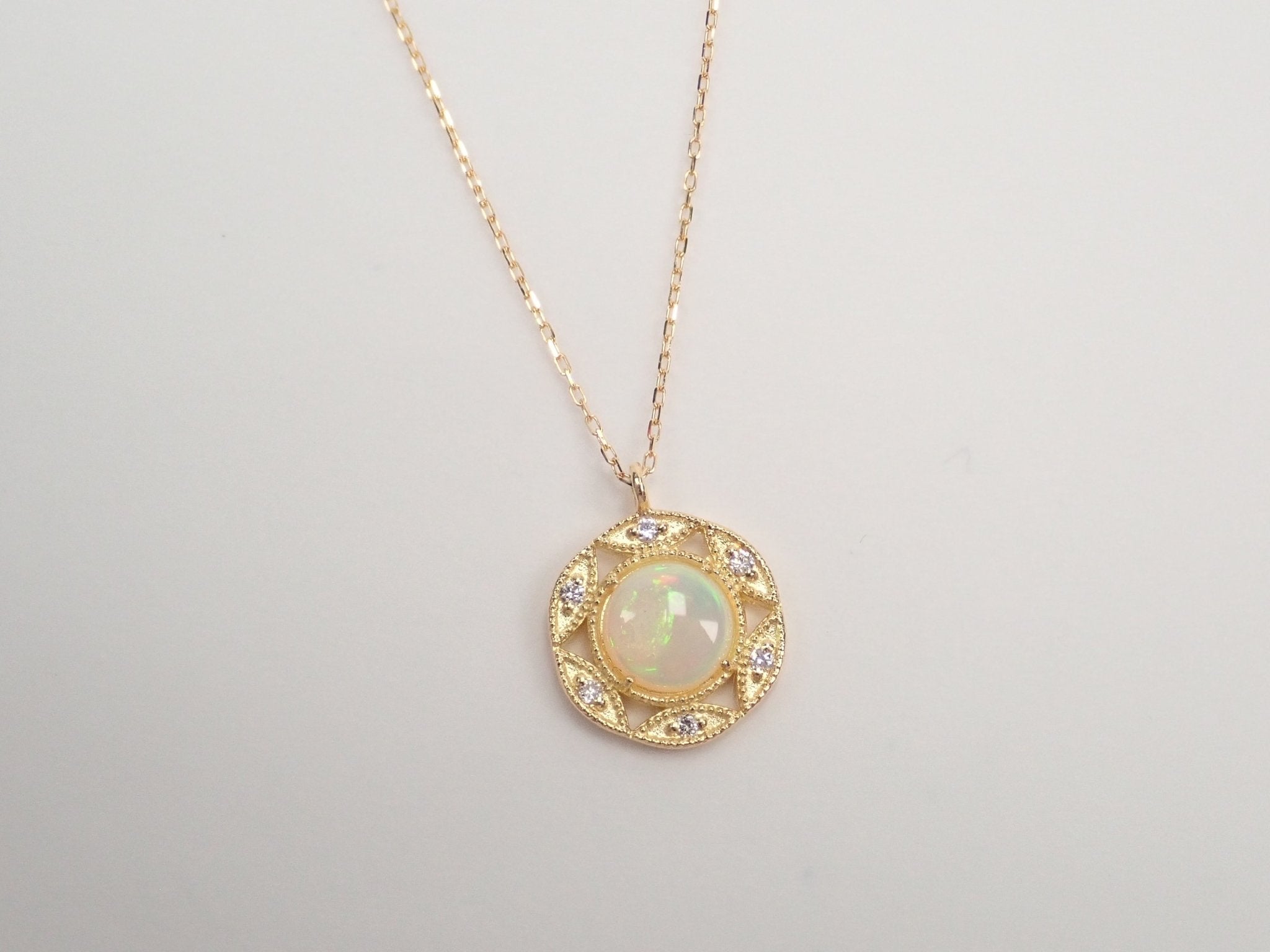 K18オパール0.46ct ペンダント（ネックレス） - KARATZ STORE｜カラッツSTORE