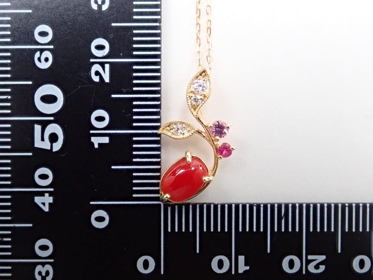 K18血赤珊瑚0.48ct ペンダント（ネックレス） - カラッツSTORE