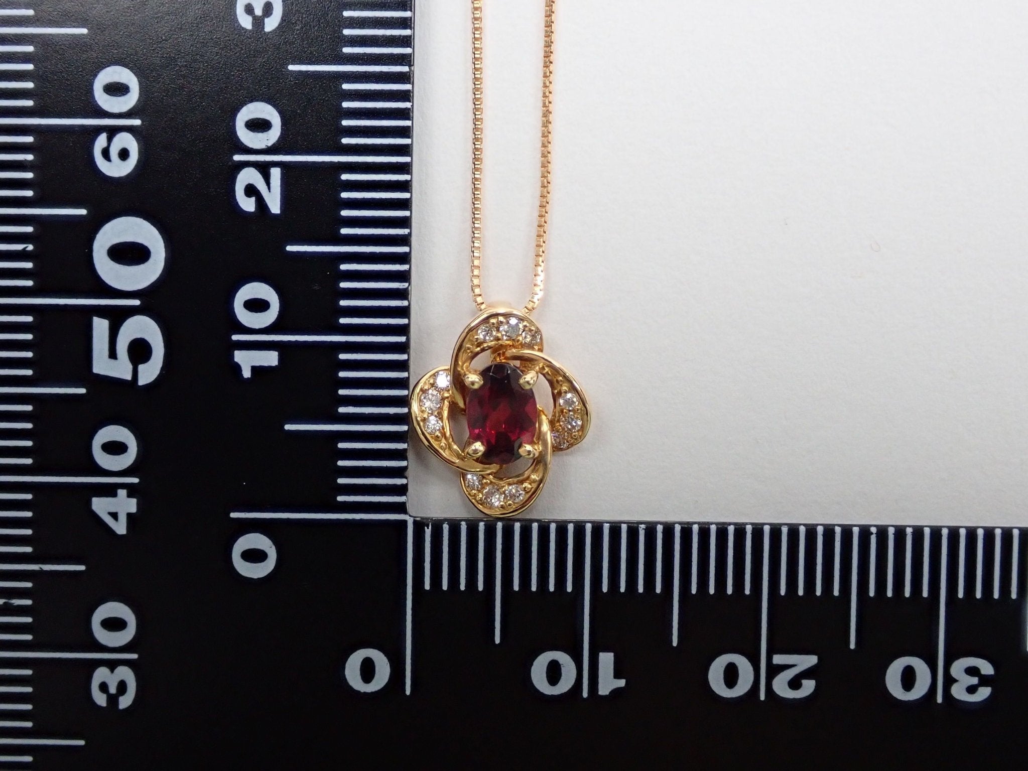 K18ロードライトガーネット0.48ct ペンダント（ネックレス） - KARATZ STORE｜カラッツSTORE