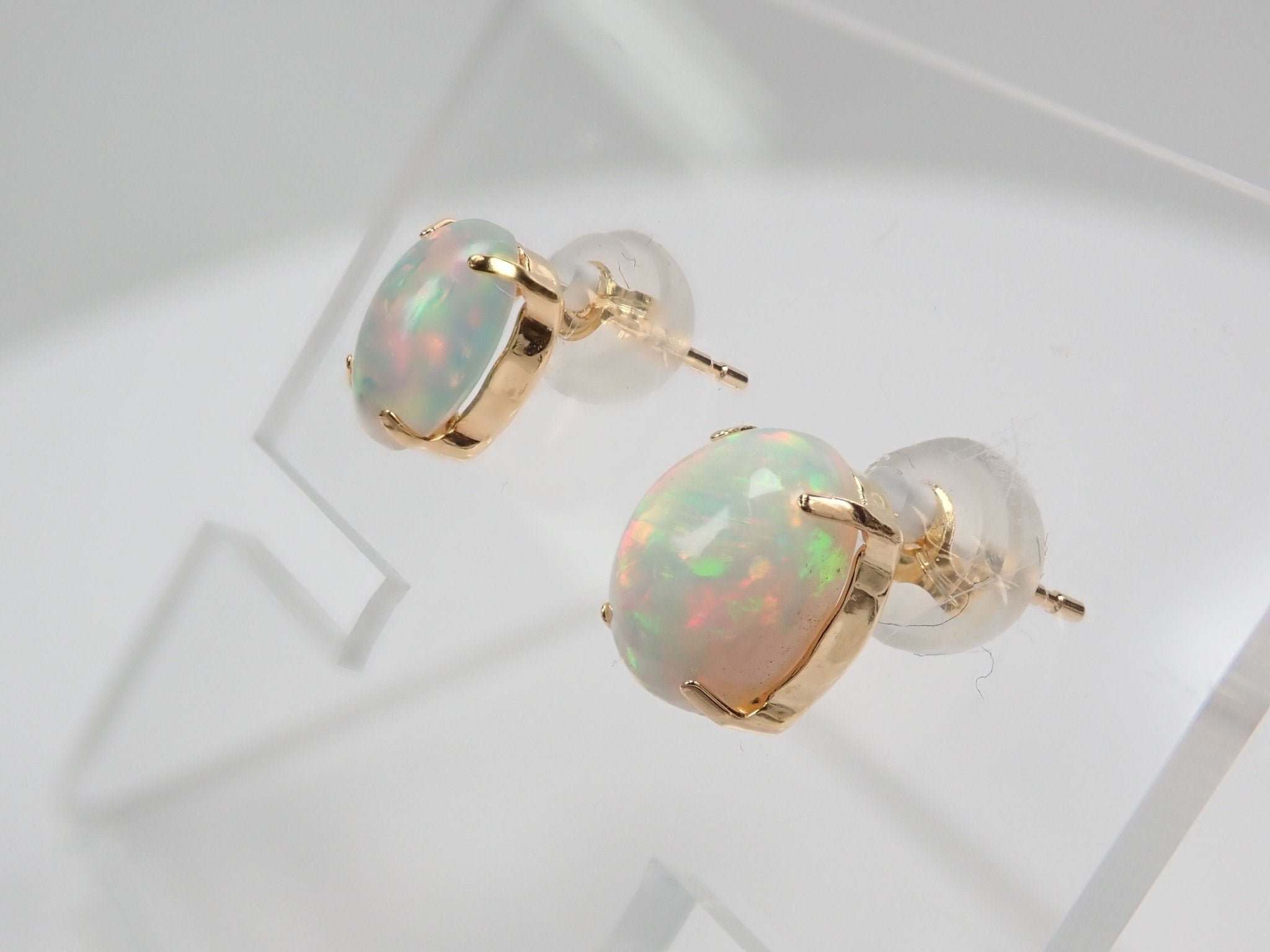 K18オパール0.50ct / 0.50ct ピアス - KARATZ STORE｜カラッツSTORE