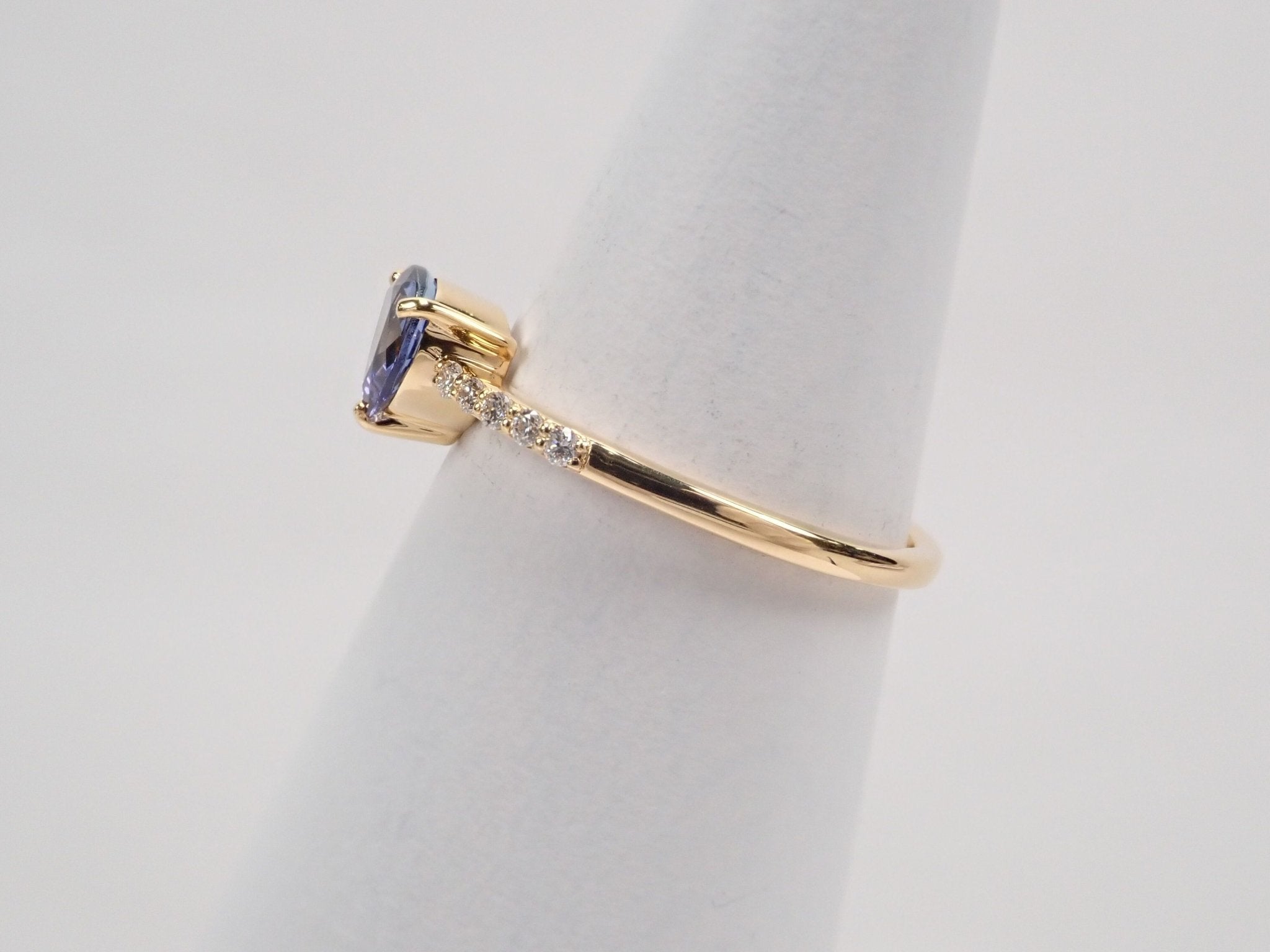 K18バイカラータンザナイト0.72ct リング - KARATZ STORE｜カラッツSTORE