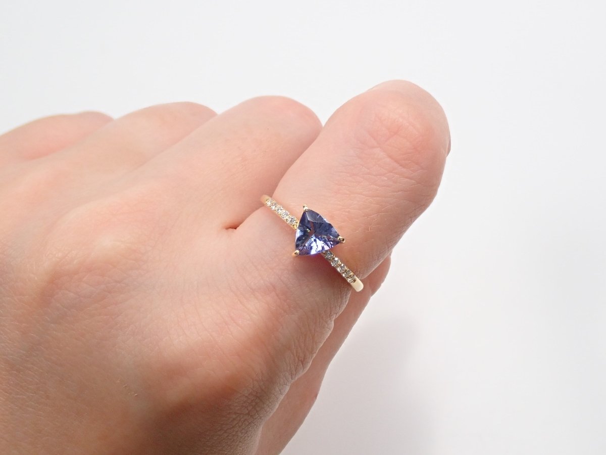 K18バイカラータンザナイト0.73ct リング - カラッツSTORE