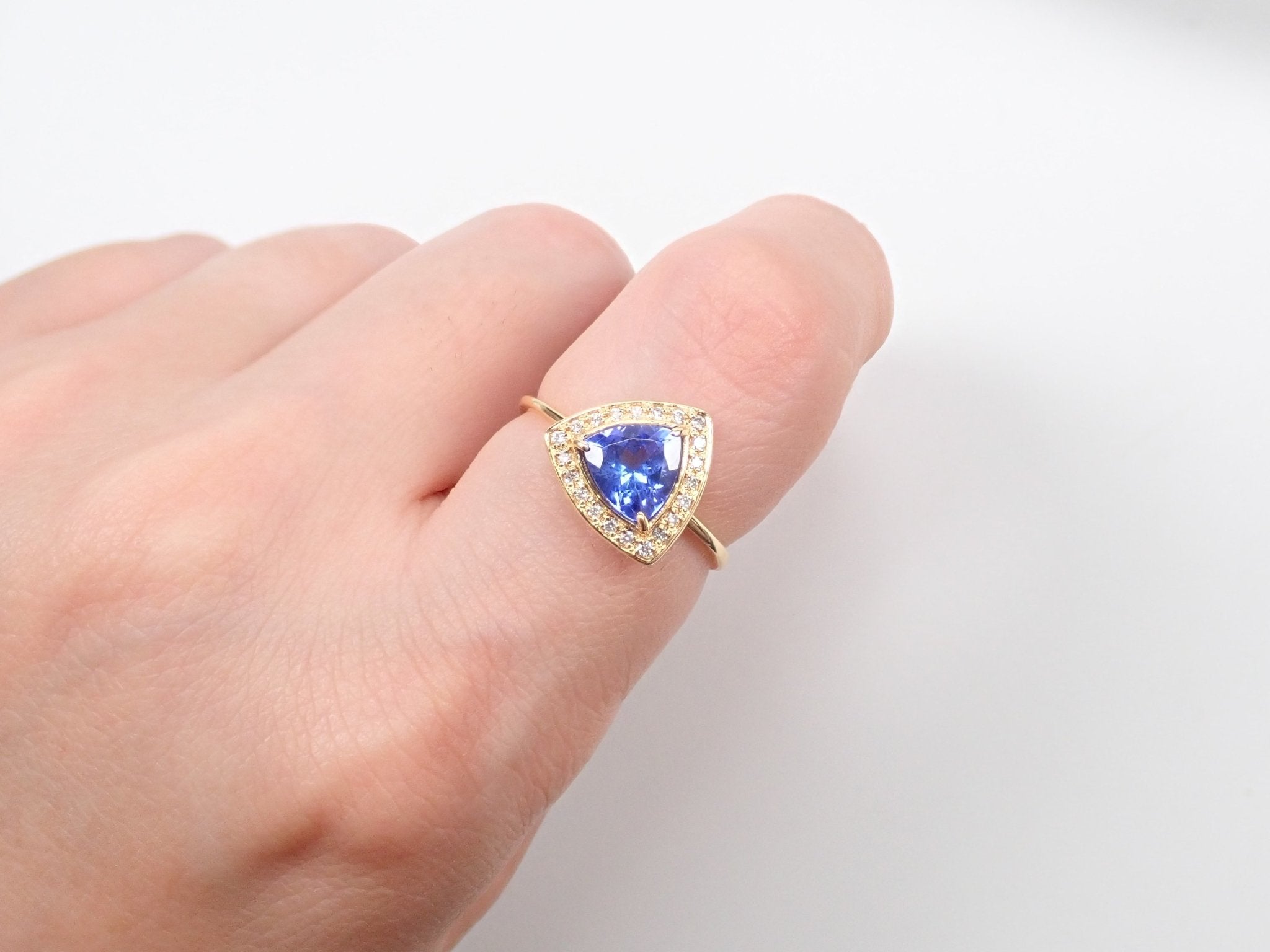 K18タンザナイト1.05ct リング - KARATZ STORE｜カラッツSTORE