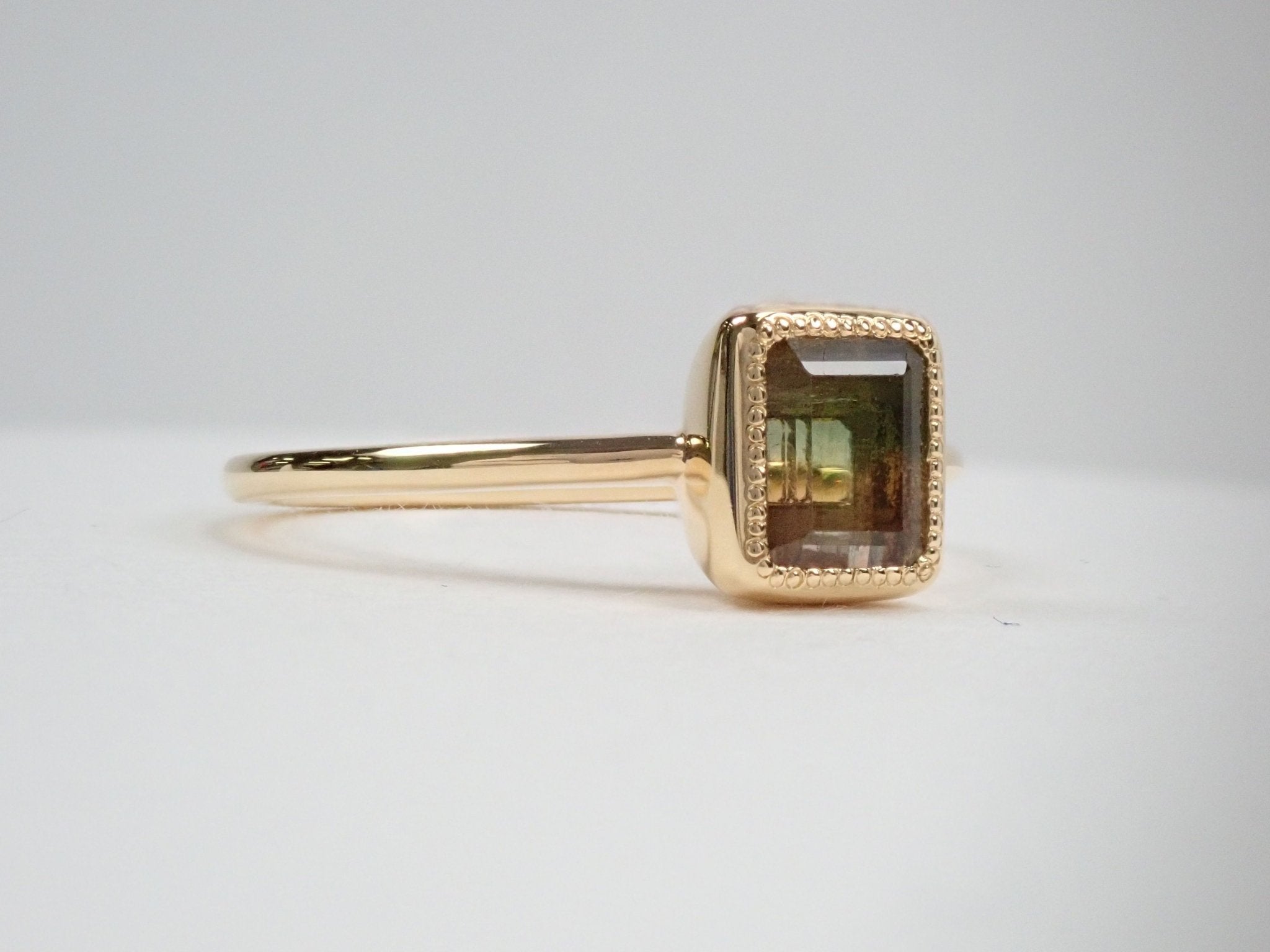 K18バイカラートルマリン1.087ct リング - KARATZ STORE｜カラッツSTORE