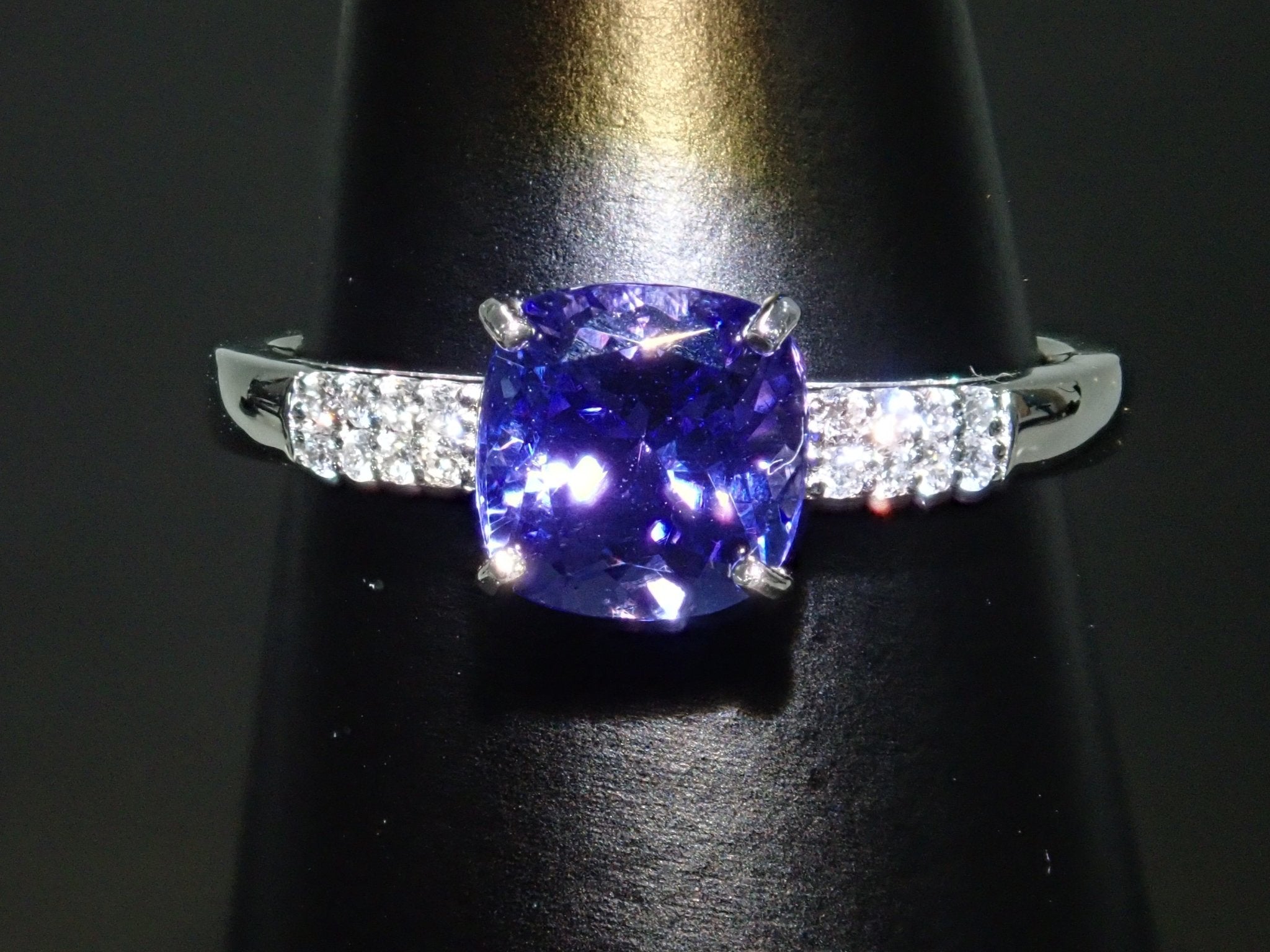 K18タンザナイト1.83ct リング - KARATZ STORE｜カラッツSTORE