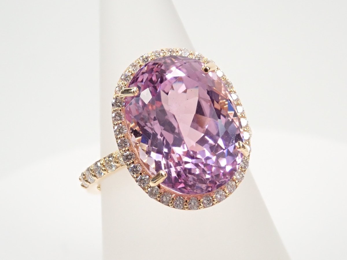 K18クンツァイト9.68ct リング - KARATZ STORE｜カラッツSTORE