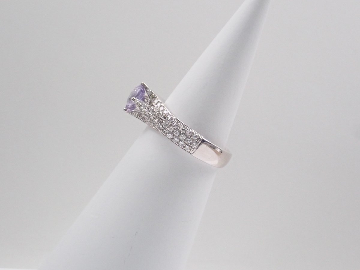 【カラフリ】K18WGブラジル・バターリャ産エルバイトトルマリン0.65ct リング - カラッツSTORE