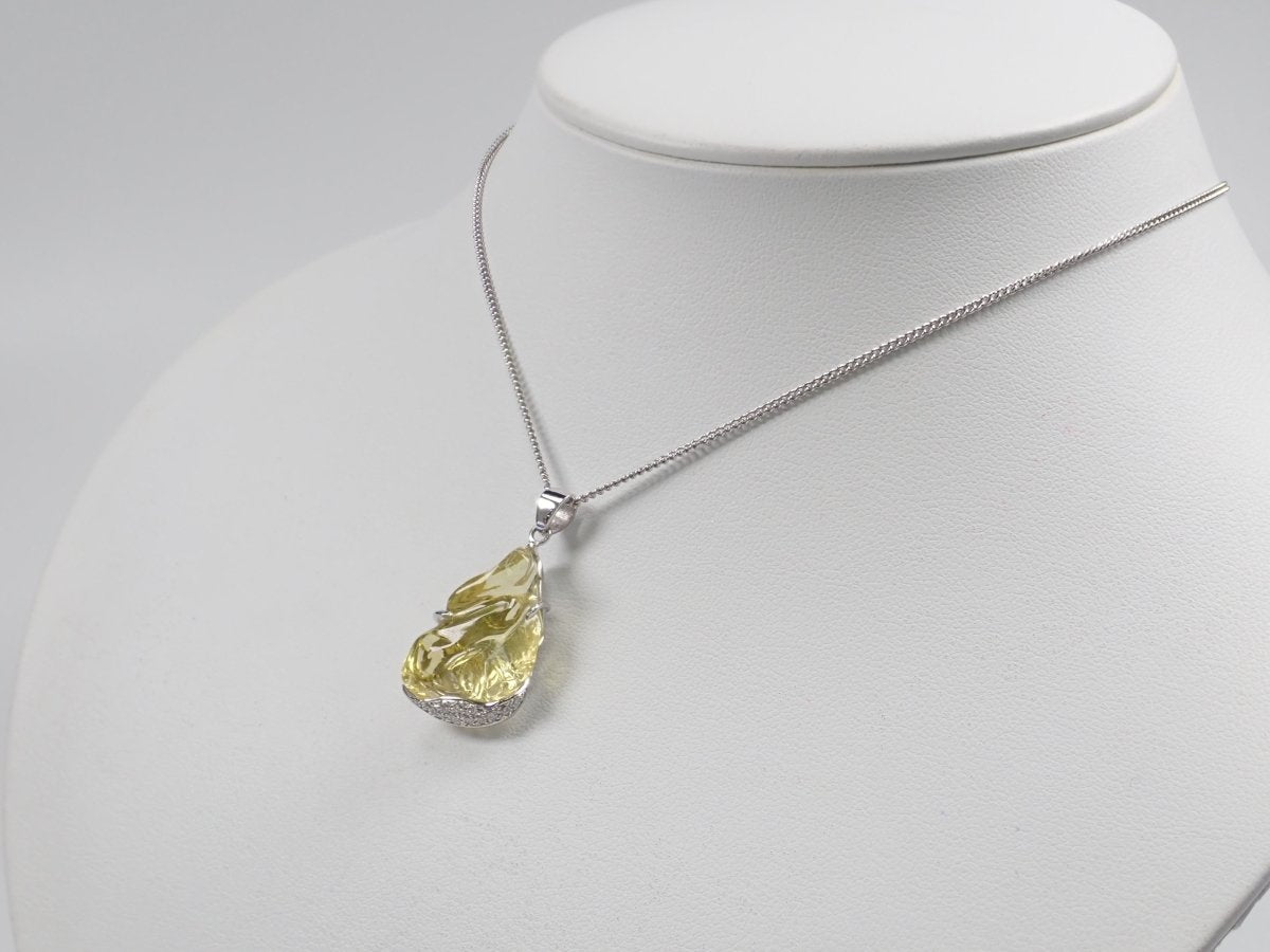 【カラフリ】K18WGイエローベリル15.59ct ペンダントトップ（ネックレストップ） - カラッツSTORE