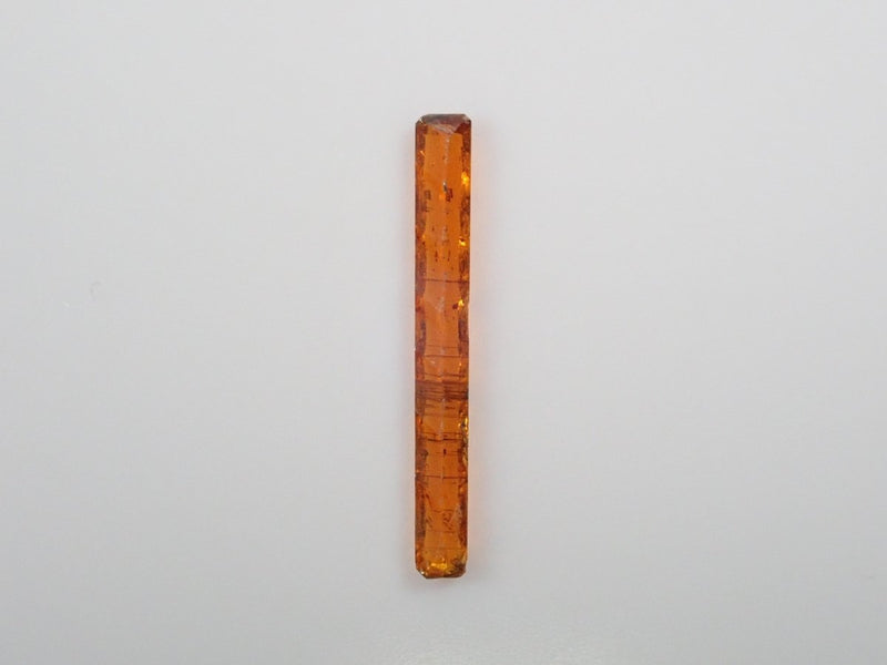 【KEN氏】オレンジカイヤナイト 0.597ctルース - カラッツSTORE