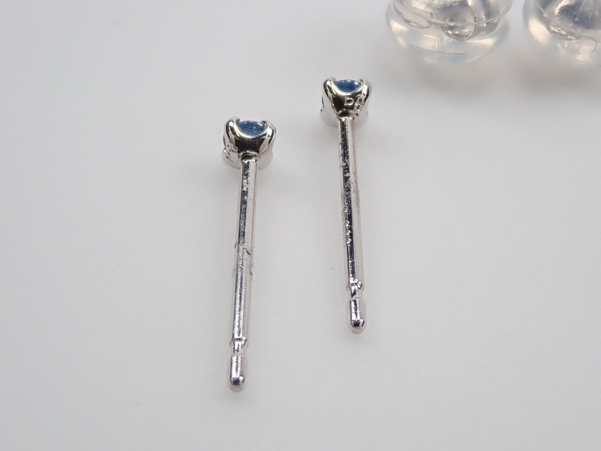 Pt900コバルトガ―ナイト0.04ct / 0.04ct ピアス - カラッツSTORE