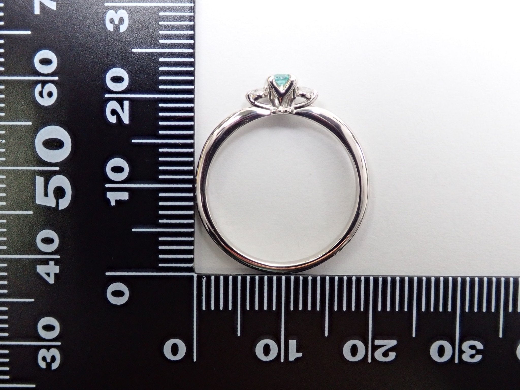 Pt900バイカラーパライバトルマリン0.112ct ダイヤリング - KARATZ STORE｜カラッツSTORE