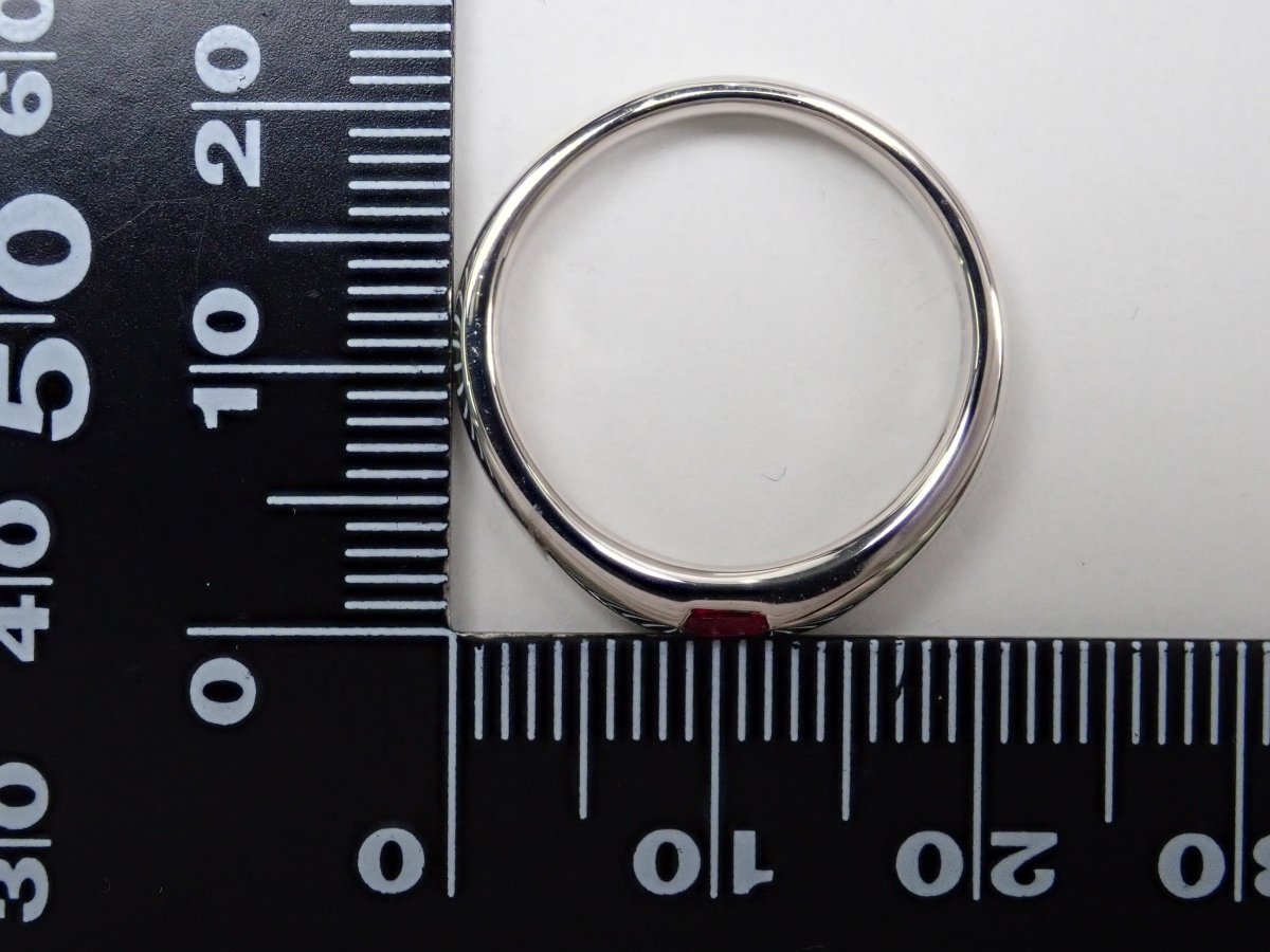 【カラフリ】Pt900レッドベリル0.142ct リング - カラッツSTORE