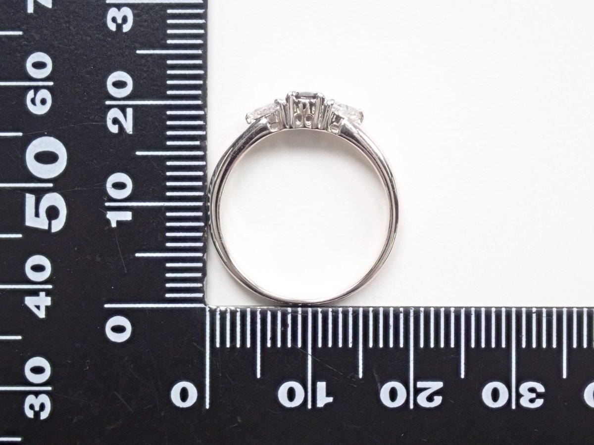 【カラフリ】Pt900アレキサンドライト0.20ct リング - カラッツSTORE