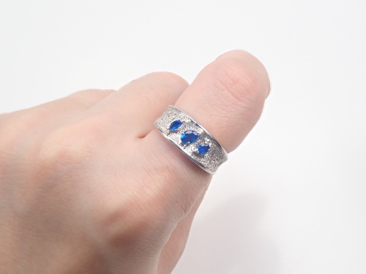 【カラフリ】Pt900アウイナイト0.33ct・ダイヤモンドリング - カラッツSTORE