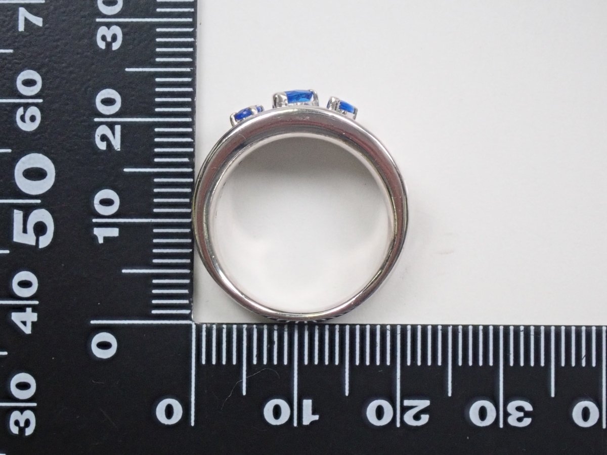 カラフリ】Pt900アウイナイト0.33ct・ダイヤモンドリング