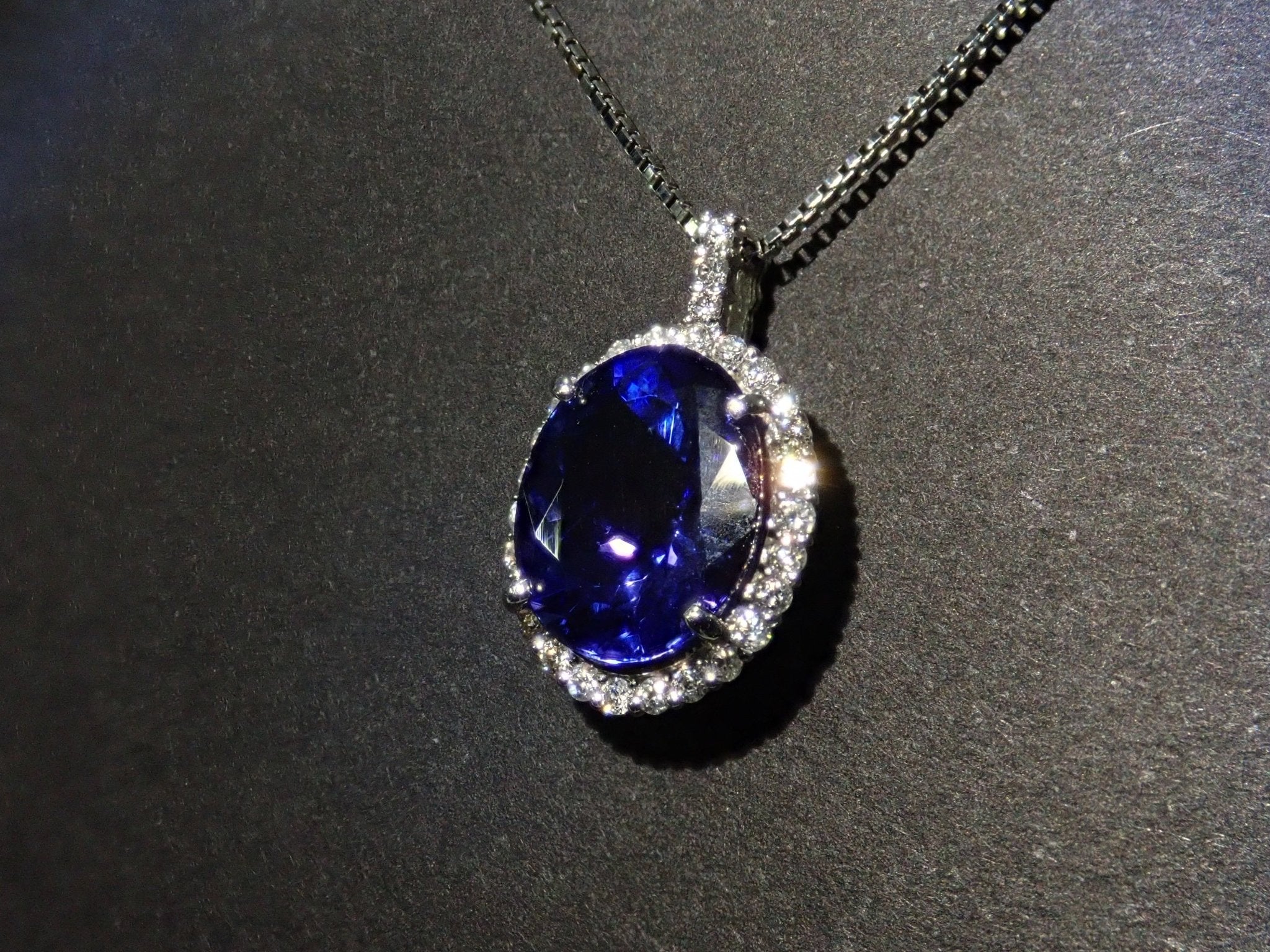 Pt900タンザナイト2.63ct ペンダント（ネックレス） - KARATZ STORE｜カラッツSTORE