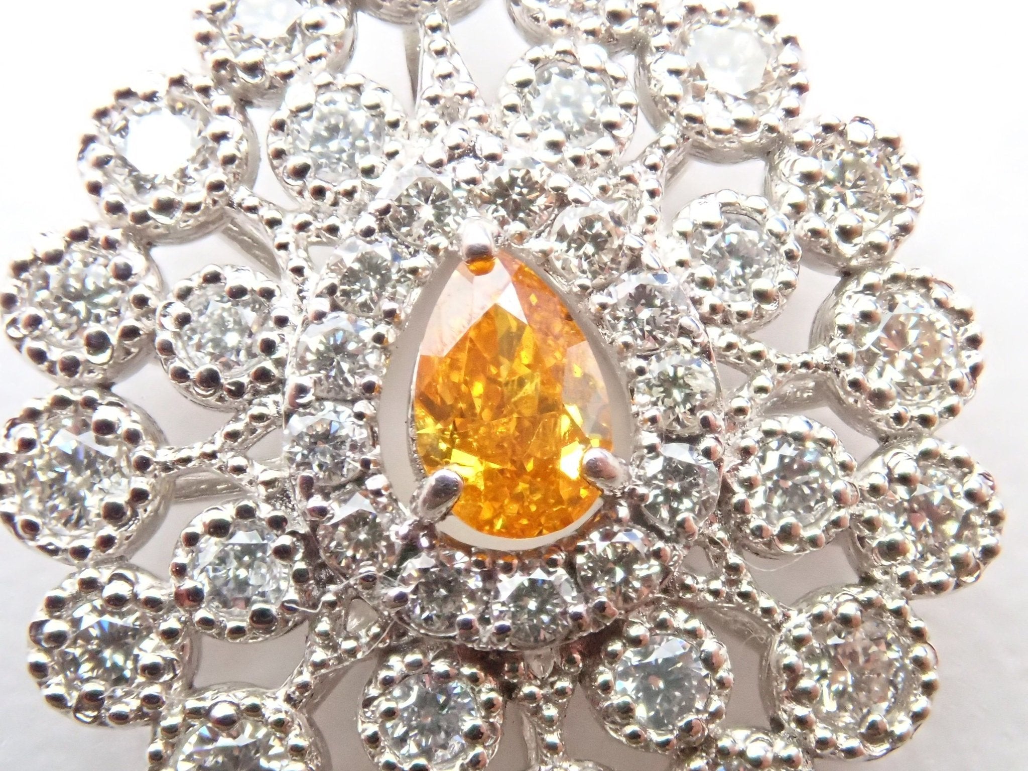 Pt950 イエローダイヤモンド0.158ct ペンダント（FANCY DEEP ORANGE YELLOW） - KARATZ STORE｜カラッツSTORE