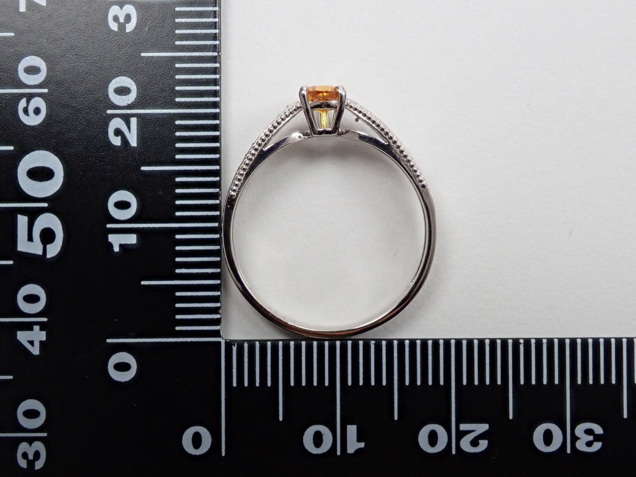 Pt950オレンジダイヤモンド0.338ct リング（FANCY DEEP YELLOWISH ORANGE） - KARATZ STORE｜カラッツSTORE